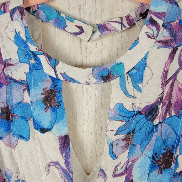 (SOLD) Free People Multicolored Floral Tegan Mini - Picture 4 of 11